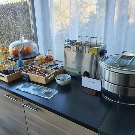 Logis - & Restaurant Des Lacs Paris Sud 3*