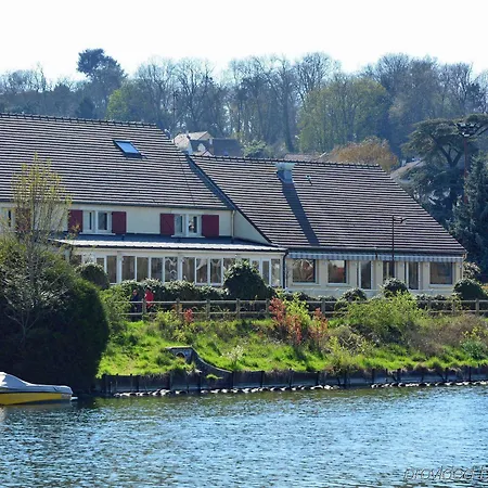 Logis - & Restaurant Des Lacs Paris Sud Viry-Châtillon