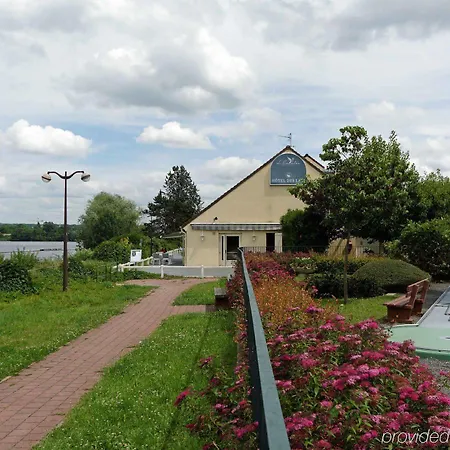 Logis - & Restaurant Des Lacs Paris Sud 3*