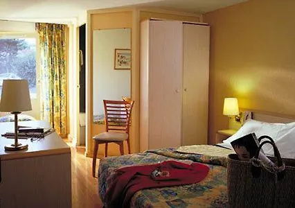 Logis - & Restaurant Des Lacs Paris Sud Viry-Châtillon