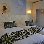 Logis - Hôtel&restaurant Des Lacs Paris Sud