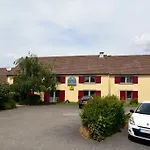 Hotel Logis - & Restaurant Des Lacs Paris Sud