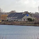 Logis - & Restaurant Des Lacs Paris Sud 3* Viry-Châtillon