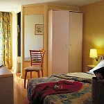 Logis - Hôtel&restaurant Des Lacs Paris Sud Viry-Châtillon