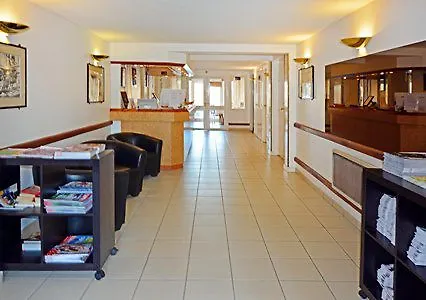 Logis - & Restaurant Des Lacs Paris Sud 3*