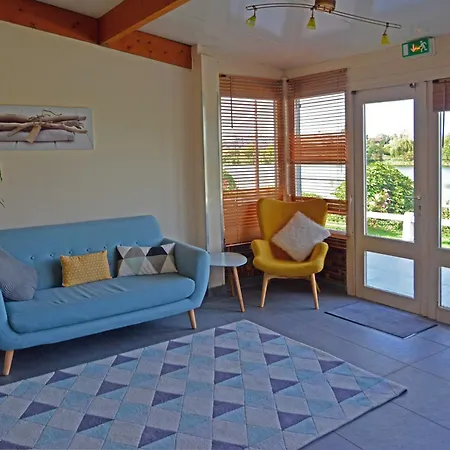 Logis - & Restaurant Des Lacs Paris Sud 3* Viry-Châtillon