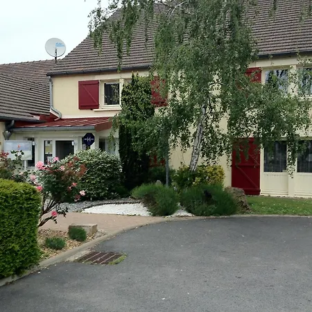 Hotel Logis - & Restaurant Des Lacs Paris Sud Viry-Châtillon