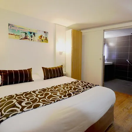 Hotel Logis - & Restaurant Des Lacs Paris Sud Viry-Châtillon