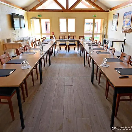 Hotel Logis - & Restaurant Des Lacs Paris Sud Viry-Châtillon