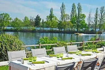 Logis - & Restaurant Des Lacs Paris Sud 3* Viry-Châtillon