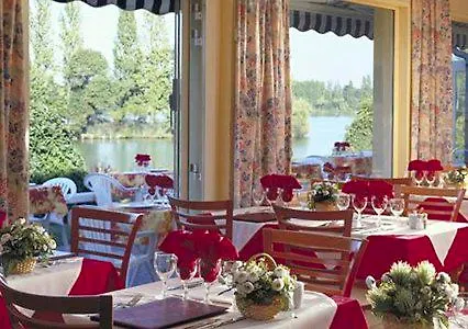 Logis - & Restaurant Des Lacs Paris Sud 3*