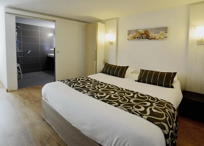 Logis - Hôtel&restaurant Des Lacs Paris Sud 3* Viry-Châtillon