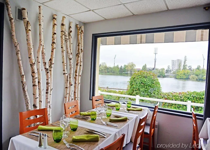 Logis - Hôtel&restaurant Des Lacs Paris Sud 3*