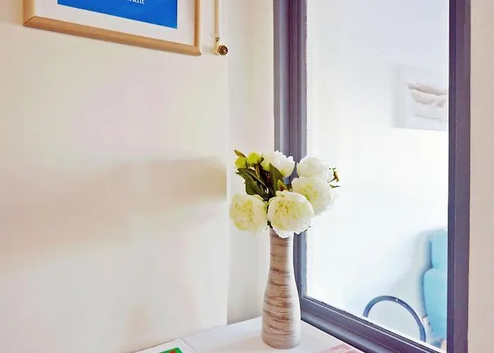 Hotel Logis - Hôtel&restaurant Des Lacs Paris Sud Viry-Châtillon